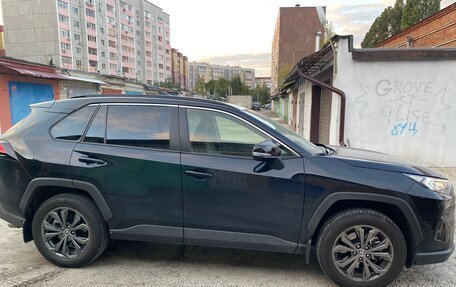 Toyota RAV4, 2023 год, 5 000 000 рублей, 3 фотография