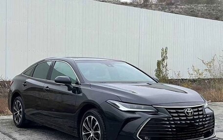 Toyota Avalon, 2022 год, 2 525 000 рублей, 1 фотография