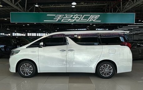 Toyota Alphard III, 2021 год, 10 968 755 рублей, 2 фотография