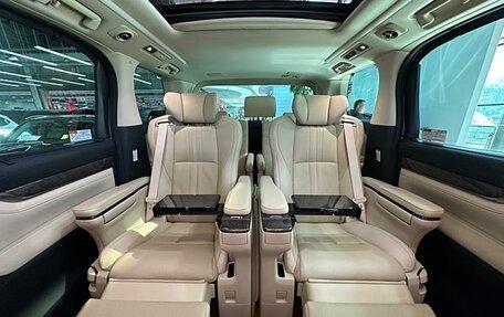 Toyota Alphard III, 2021 год, 10 968 755 рублей, 12 фотография