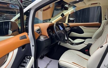 Toyota Alphard III, 2021 год, 11 401 455 рублей, 9 фотография