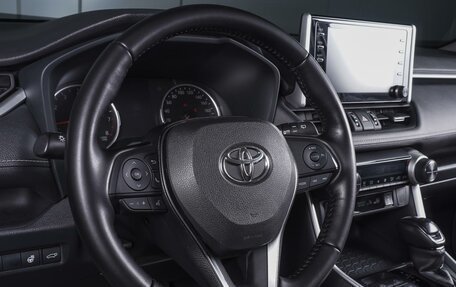 Toyota RAV4, 2019 год, 2 977 000 рублей, 19 фотография