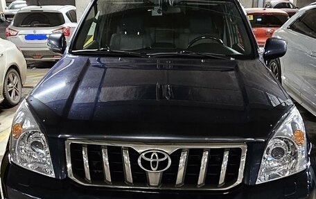 Toyota Land Cruiser Prado 120 рестайлинг, 2008 год, 2 800 000 рублей, 6 фотография