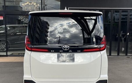 Toyota Noah, 2022 год, 2 150 001 рублей, 7 фотография