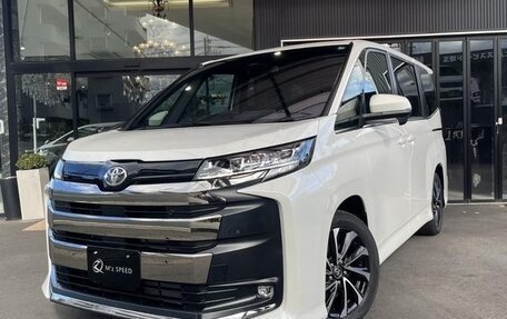 Toyota Noah, 2022 год, 2 150 001 рублей, 2 фотография