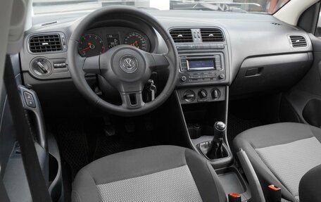 Volkswagen Polo VI (EU Market), 2015 год, 849 000 рублей, 6 фотография