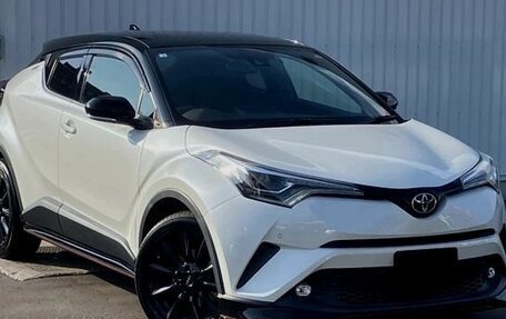 Toyota C-HR I рестайлинг, 2018 год, 1 392 000 рублей, 5 фотография