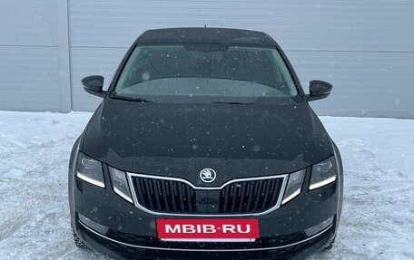 Skoda Octavia, 2017 год, 1 800 000 рублей, 2 фотография