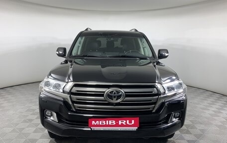 Toyota Land Cruiser 200, 2018 год, 7 700 000 рублей, 2 фотография