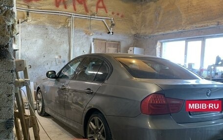 BMW 3 серия, 2010 год, 1 300 000 рублей, 8 фотография