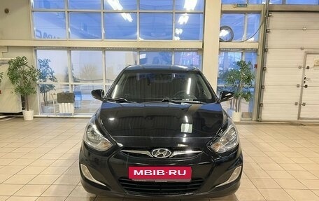 Hyundai Solaris II рестайлинг, 2011 год, 890 000 рублей, 3 фотография