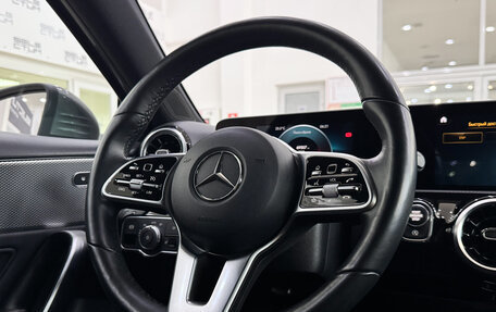 Mercedes-Benz A-Класс, 2019 год, 2 398 000 рублей, 12 фотография