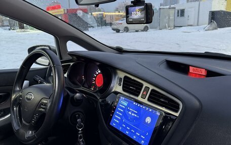 KIA cee'd III, 2013 год, 990 000 рублей, 10 фотография