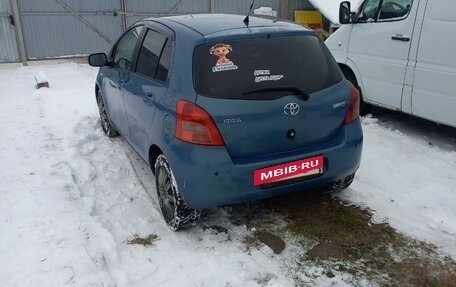 Toyota Yaris III рестайлинг, 2008 год, 600 000 рублей, 6 фотография