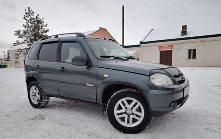 Chevrolet Niva I рестайлинг, 2011 год, 459 000 рублей, 6 фотография