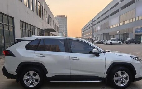 Toyota RAV4, 2022 год, 2 468 999 рублей, 4 фотография