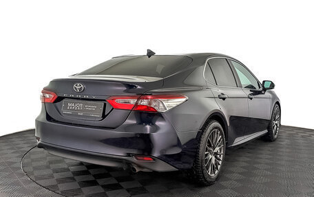 Toyota Camry, 2019 год, 2 355 000 рублей, 5 фотография