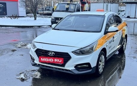 Hyundai Solaris II рестайлинг, 2018 год, 715 000 рублей, 4 фотография