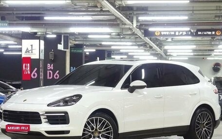 Porsche Cayenne III, 2022 год, 9 352 193 рублей, 2 фотография