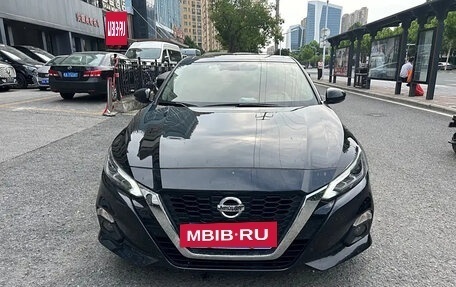 Nissan Altima VI (L34), 2021 год, 2 100 000 рублей, 2 фотография