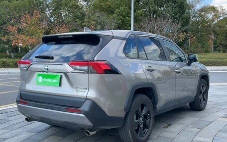 Toyota RAV4, 2022 год, 3 221 999 рублей, 6 фотография