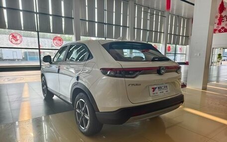 Honda Vezel, 2023 год, 2 310 800 рублей, 6 фотография