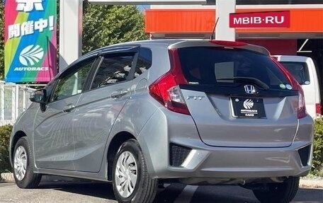 Honda Fit III, 2015 год, 800 000 рублей, 16 фотография