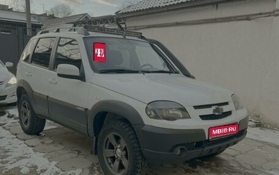 Chevrolet Niva I рестайлинг, 2017 год, 900 000 рублей, 1 фотография