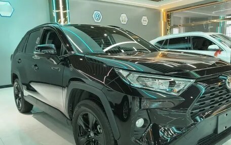 Toyota RAV4, 2022 год, 2 476 999 рублей, 3 фотография