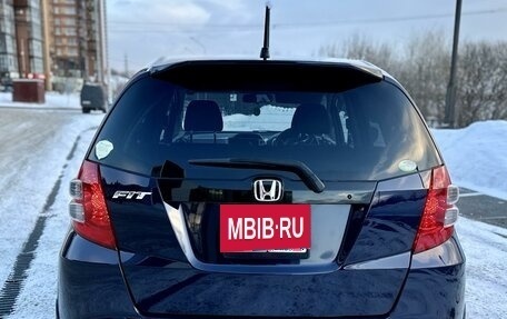 Honda Fit III, 2010 год, 925 000 рублей, 6 фотография