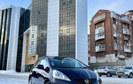 Honda Fit III, 2010 год, 925 000 рублей, 2 фотография