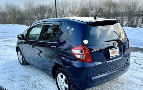 Honda Fit III, 2010 год, 925 000 рублей, 15 фотография