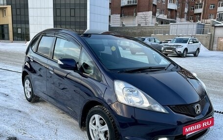 Honda Fit III, 2010 год, 925 000 рублей, 11 фотография