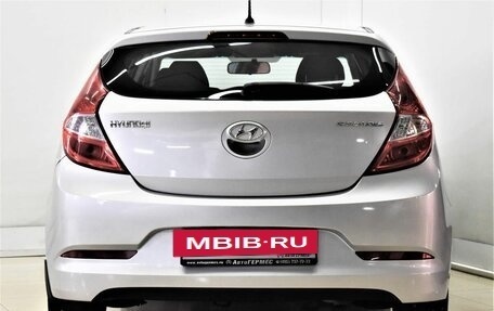 Hyundai Solaris II рестайлинг, 2014 год, 900 000 рублей, 3 фотография