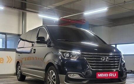 Hyundai Grand Starex Grand Starex I рестайлинг 2, 2020 год, 3 495 015 рублей, 4 фотография