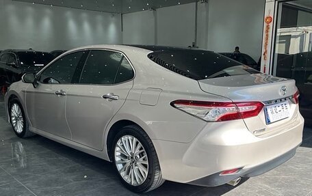 Toyota Camry, 2021 год, 2 930 000 рублей, 5 фотография