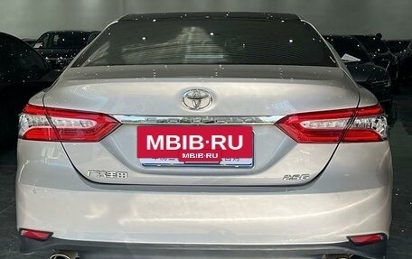 Toyota Camry, 2021 год, 2 930 000 рублей, 6 фотография