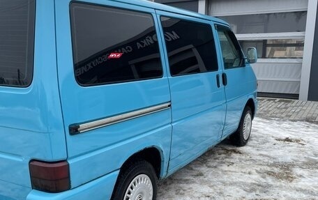 Volkswagen Transporter T4, 2001 год, 759 000 рублей, 2 фотография