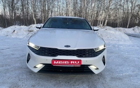 KIA K5, 2021 год, 2 750 000 рублей, 6 фотография