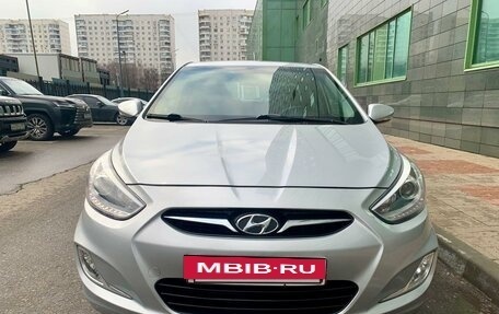 Hyundai Solaris II рестайлинг, 2013 год, 1 085 000 рублей, 8 фотография