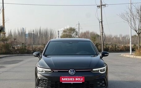 Volkswagen Golf GTI, 2022 год, 2 900 000 рублей, 2 фотография