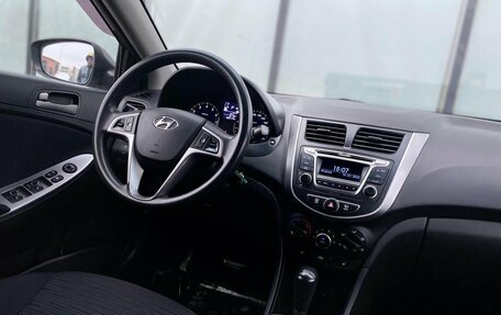 Hyundai Solaris II рестайлинг, 2015 год, 1 090 000 рублей, 10 фотография