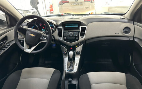 Chevrolet Cruze II, 2012 год, 860 000 рублей, 12 фотография