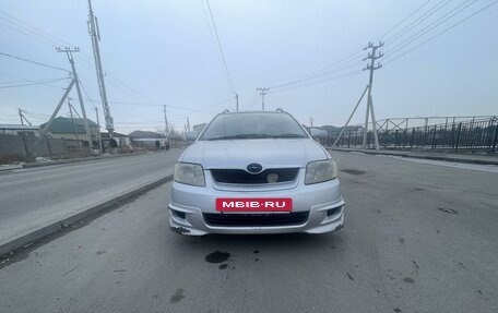 Toyota Corolla, 2004 год, 700 000 рублей, 3 фотография