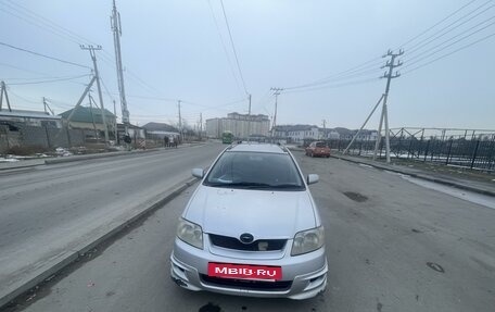 Toyota Corolla, 2004 год, 700 000 рублей, 4 фотография