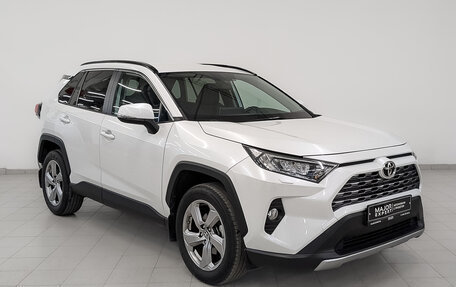 Toyota RAV4, 2020 год, 3 695 000 рублей, 3 фотография