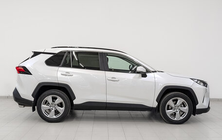 Toyota RAV4, 2020 год, 3 695 000 рублей, 4 фотография