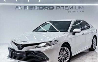 Toyota Camry, 2020 год, 3 300 000 рублей, 1 фотография