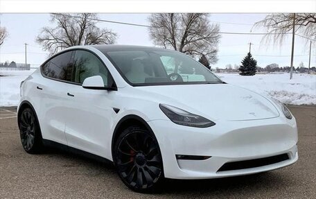 Tesla Model Y I, 2022 год, 7 092 000 рублей, 2 фотография