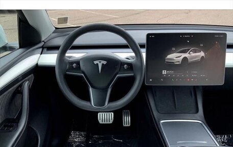 Tesla Model Y I, 2022 год, 7 092 000 рублей, 11 фотография